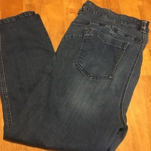 Celebrity Pink Crop Jeans